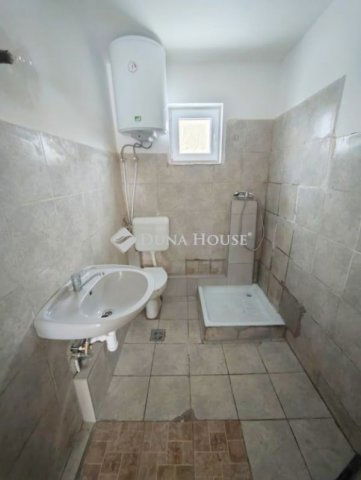 Eladó családi ház, Farmoson 28.9 M Ft, 3 szobás