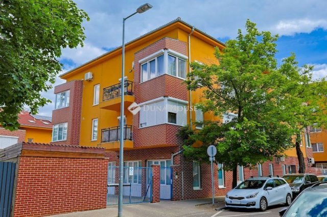 Eladó téglalakás, Budapesten, X. kerületben 73.8 M Ft, 3 szobás