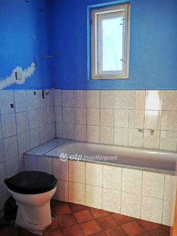 Eladó családi ház, Karancskeszin 13.5 M Ft, 4 szobás