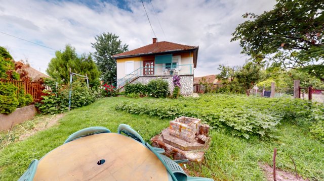 Eladó családi ház, Szentistvánon 31 M Ft, 3 szobás