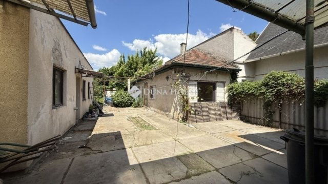 Eladó családi ház, Budapesten, XVIII. kerületben 65 M Ft