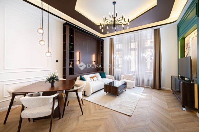 Eladó téglalakás, Budapesten, V. kerületben 176.8 M Ft, 2 szobás