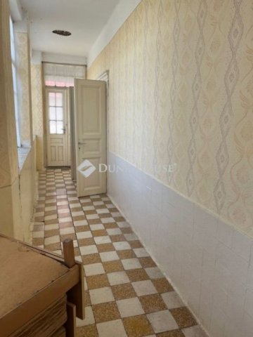 Eladó családi ház, Poroszlón 27.5 M Ft, 3 szobás