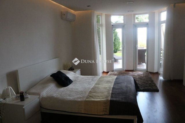 Eladó téglalakás, Budapesten, III. kerületben 326 M Ft, 5 szobás