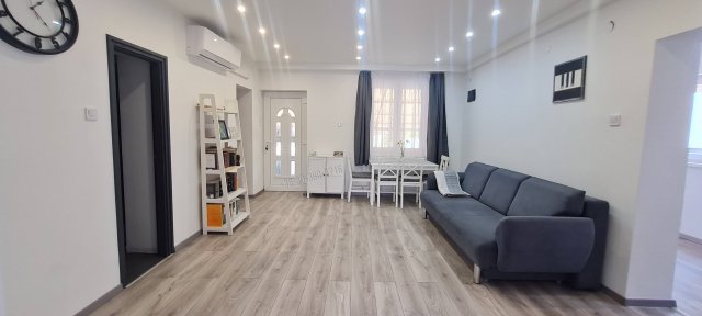 Eladó családi ház, Mezőfalván 52.5 M Ft, 3 szobás