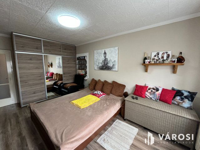 Eladó panellakás, Debrecenben 56.9 M Ft, 2 szobás