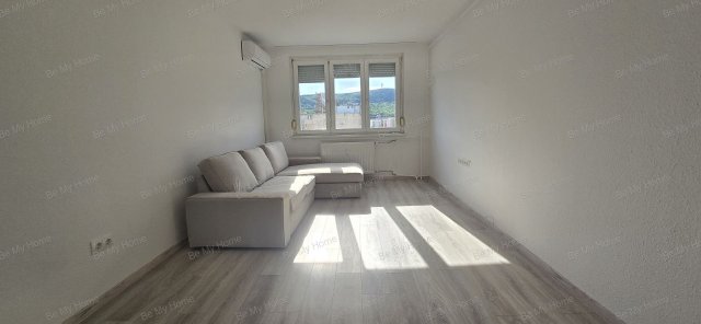 Kiadó panellakás, albérlet, III. kerületben, Miklós utcában