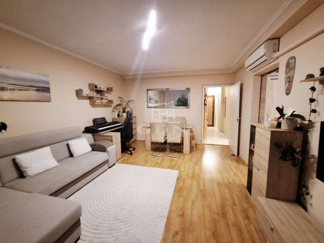 Eladó panellakás, Budapesten, X. kerületben 62.9 M Ft, 2 szobás