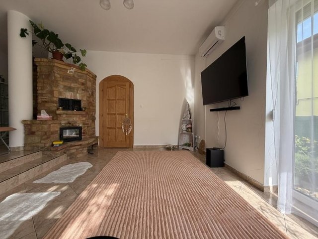 Kiadó családi ház, albérlet, Budaörsön 650 E Ft / hó