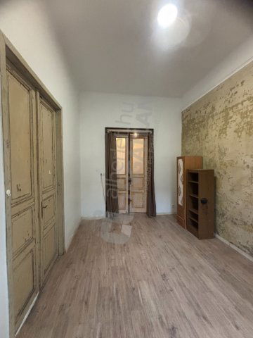 Kiadó téglalakás, albérlet, X. kerületben, Hölgy utcában