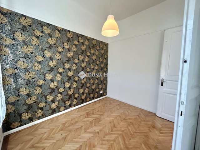 Eladó téglalakás, Budapesten, VII. kerületben 89.9 M Ft