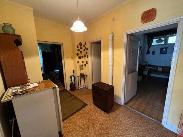 Eladó családi ház, Sümegen 23.9 M Ft, 2 szobás
