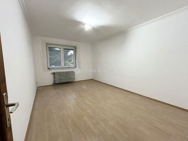 Eladó családi ház, Nyíregyházán 89.9 M Ft, 3 szobás