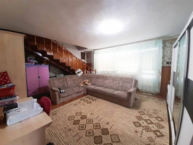 Eladó családi ház, Gödöllőn 280 M Ft, 7 szobás