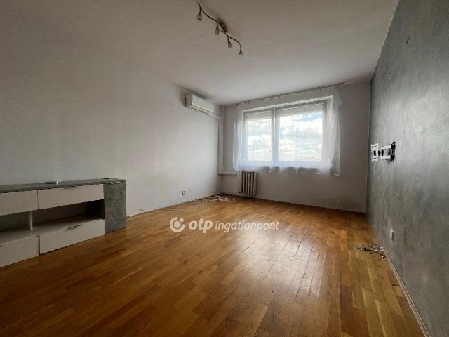 Eladó panellakás, Budapesten, IV. kerületben 69.9 M Ft