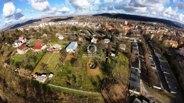 Eladó nyaraló, Ózdon 4.6 M Ft, 1 szobás / költözzbe.hu