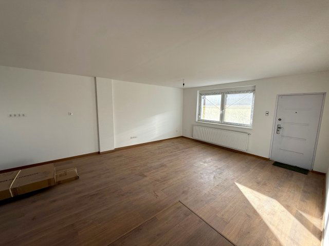 Eladó családi ház, Dunaharasztin 99 M Ft, 4+1 szobás