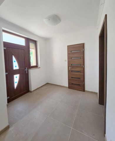 Kiadó családi ház, albérlet, Debrecenben 240 E Ft / hó