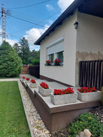 Eladó családi ház, Győrött 86.9 M Ft, 3+1 szobás