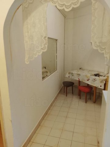 Eladó családi ház, Bicskén 150 M Ft, 7 szobás