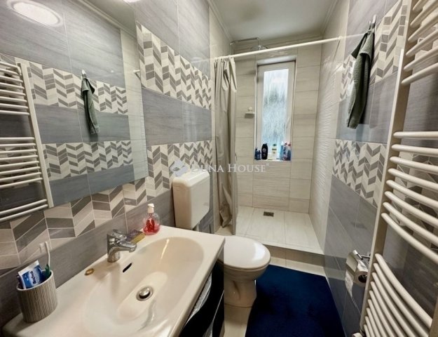 Eladó családi ház, Budapesten, XVIII. kerületben 200 M Ft