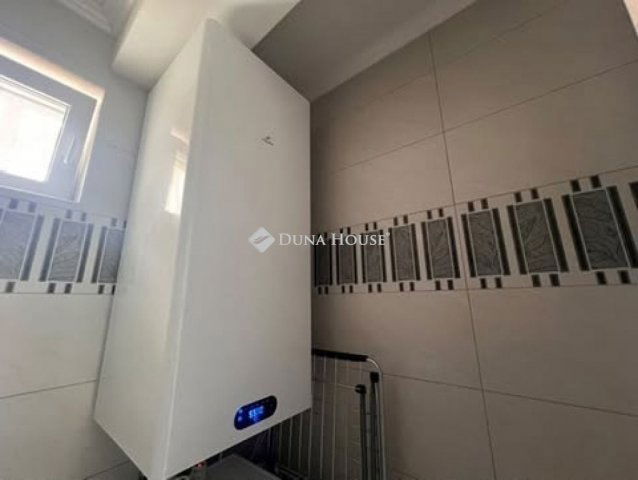 Eladó családi ház, Alsónémediben 149.9 M Ft, 4 szobás