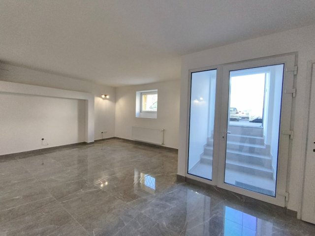 Eladó iroda, Budapesten, III. kerületben, Miklós téren 58.5 M Ft