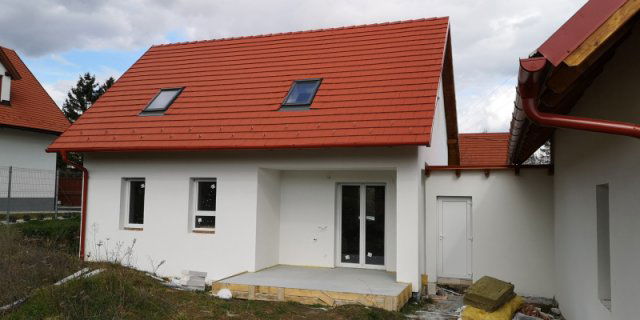 Eladó családi ház, Balatonrendesen 74.9 M Ft, 4 szobás