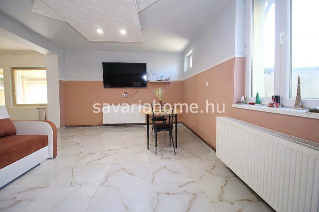 Eladó családi ház, Vasváron 26.5 M Ft, 4 szobás