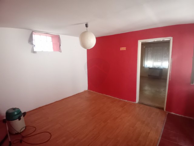 Eladó családi ház, Hatvanban 21.9 M Ft, 3 szobás