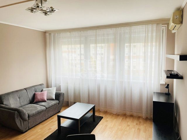 Eladó panellakás, Budapesten, XIV. kerületben 62.9 M Ft, 2 szobás