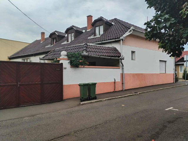 Eladó családi ház, Gyöngyösön 55 M Ft, 3 szobás