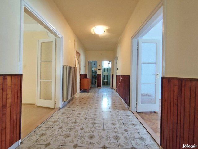 Eladó családi ház, Dombóváron 39 M Ft, 3 szobás