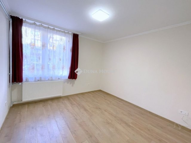 Kiadó téglalakás, albérlet, Kecskeméten 150 E Ft / hó