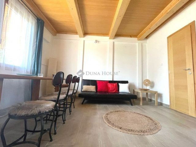 Eladó nyaraló, Tiszacsegén 38 M Ft, 3 szobás