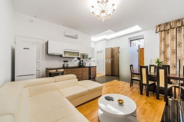 Eladó téglalakás, Budapesten, VI. kerületben 149 M Ft, 4 szobás