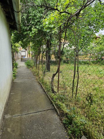 Eladó családi ház, Szolnokon 32.9 M Ft, 3 szobás