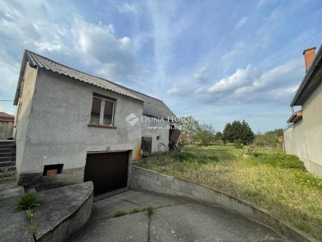 Eladó családi ház, Kecskeméten 89 M Ft, 3+1 szobás