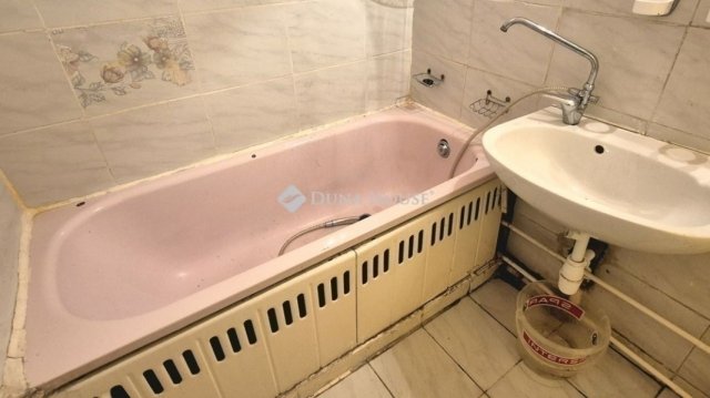 Eladó téglalakás, Budapesten, X. kerületben 63.49 M Ft, 3 szobás