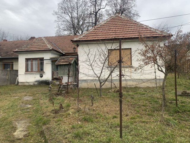 Eladó családi ház, Piliscsabán 25.9 M Ft, 3 szobás