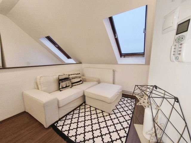 Eladó családi ház, Adonyban 100 M Ft, 4 szobás