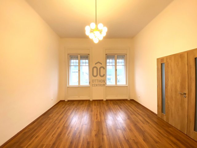 Eladó ipari ingatlan, Kecskeméten 79.9 M Ft / költözzbe.hu