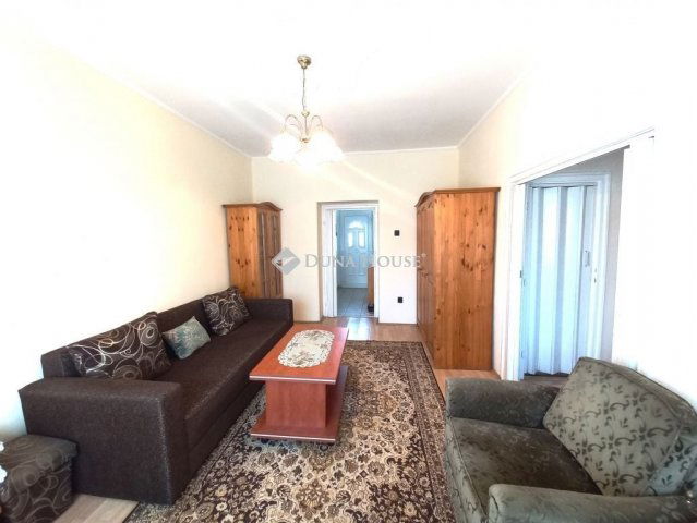 Kiadó téglalakás, albérlet, Debrecenben 160 E Ft / hó