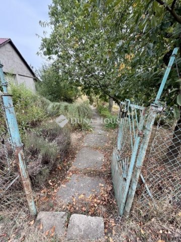 Eladó mezogazdasagi ingatlan, Komlón 10.9 M Ft