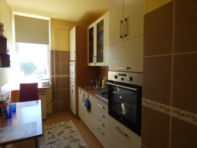Eladó téglalakás, Kecskeméten 32 M Ft, 1 szobás
