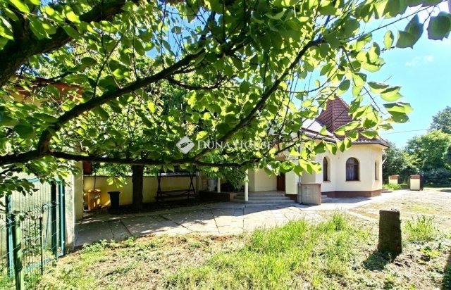 Eladó családi ház, Sarkadon 52 M Ft, 5 szobás