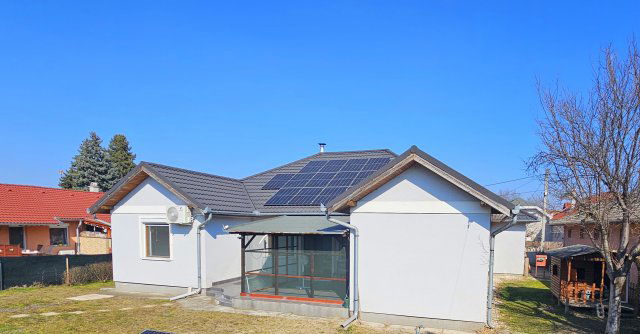 Eladó családi ház, Szigetszentmiklóson 153 M Ft, 6 szobás