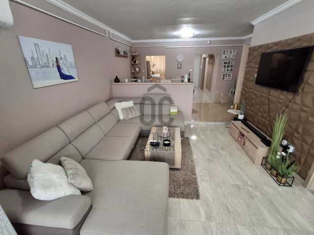 Eladó téglalakás, Cegléden 63.9 M Ft, 3 szobás