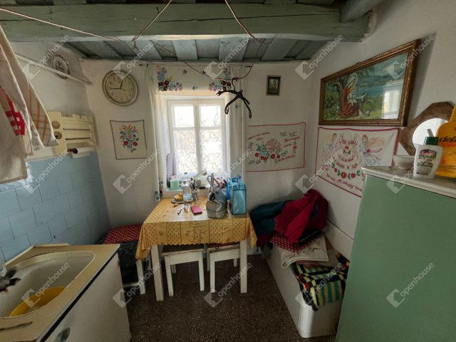 Eladó családi ház, Orosztonyon 12.9 M Ft, 3 szobás