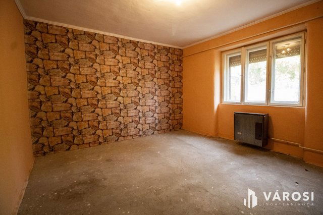 Eladó családi ház, Újkígyóson 11.9 M Ft, 4 szobás